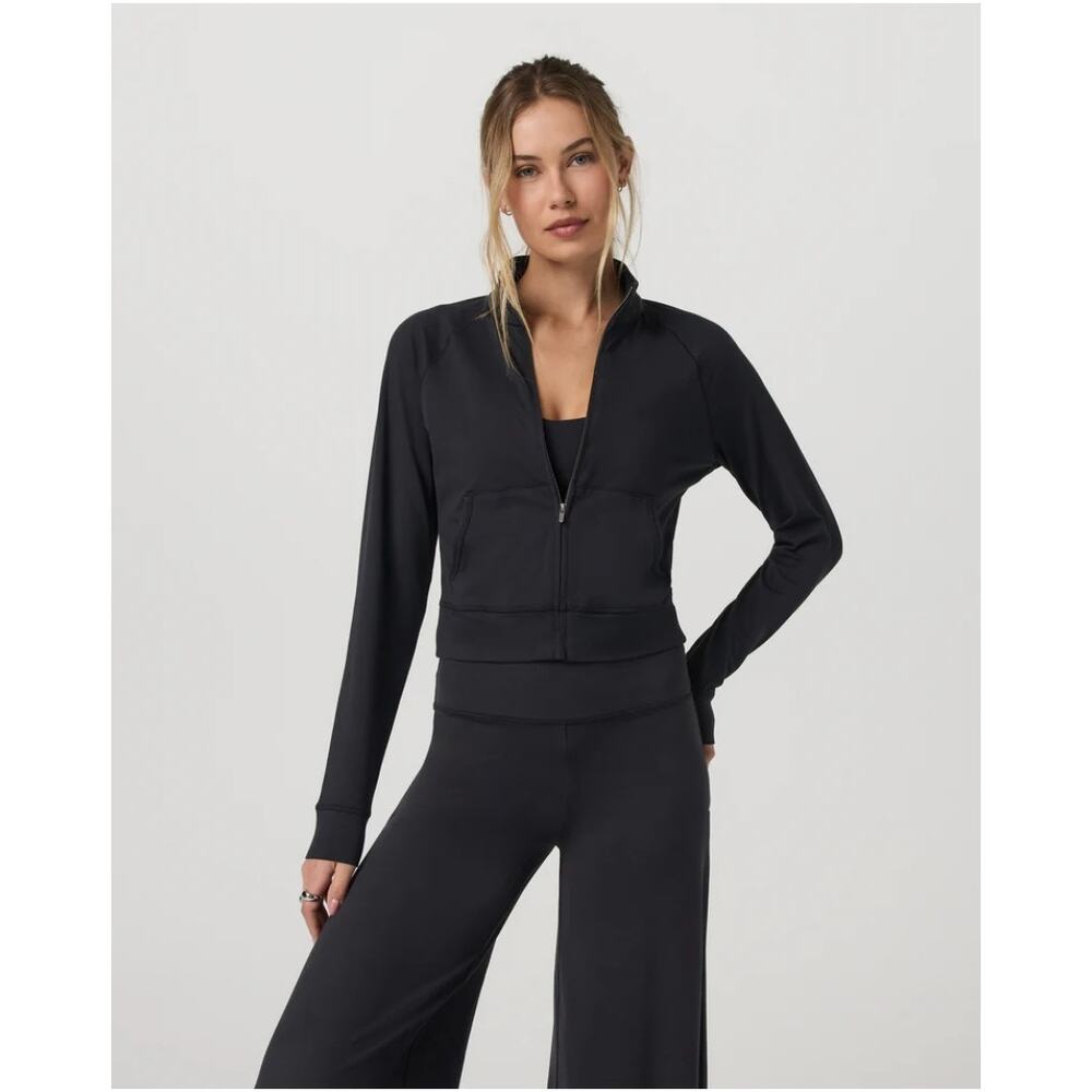 NWT Vuori Women's Halo Mini Track Jacket Solid Black Active Yoga Workout Sz XS - Picture 2 of 5